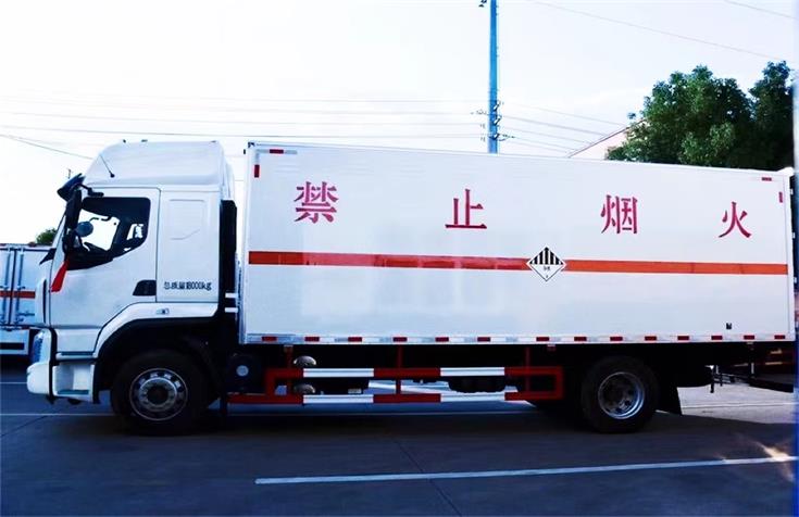 中港危險(xiǎn)品車(chē)28臺(tái) 中港危險(xiǎn)品車(chē)28臺(tái)